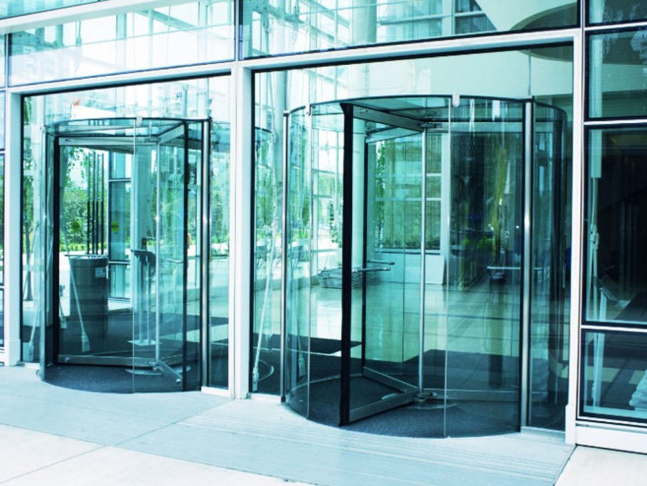 Цельностеклянная входная группа