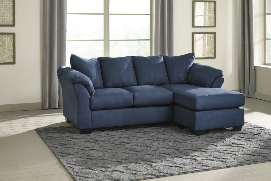 Стильные кресла для гостиной