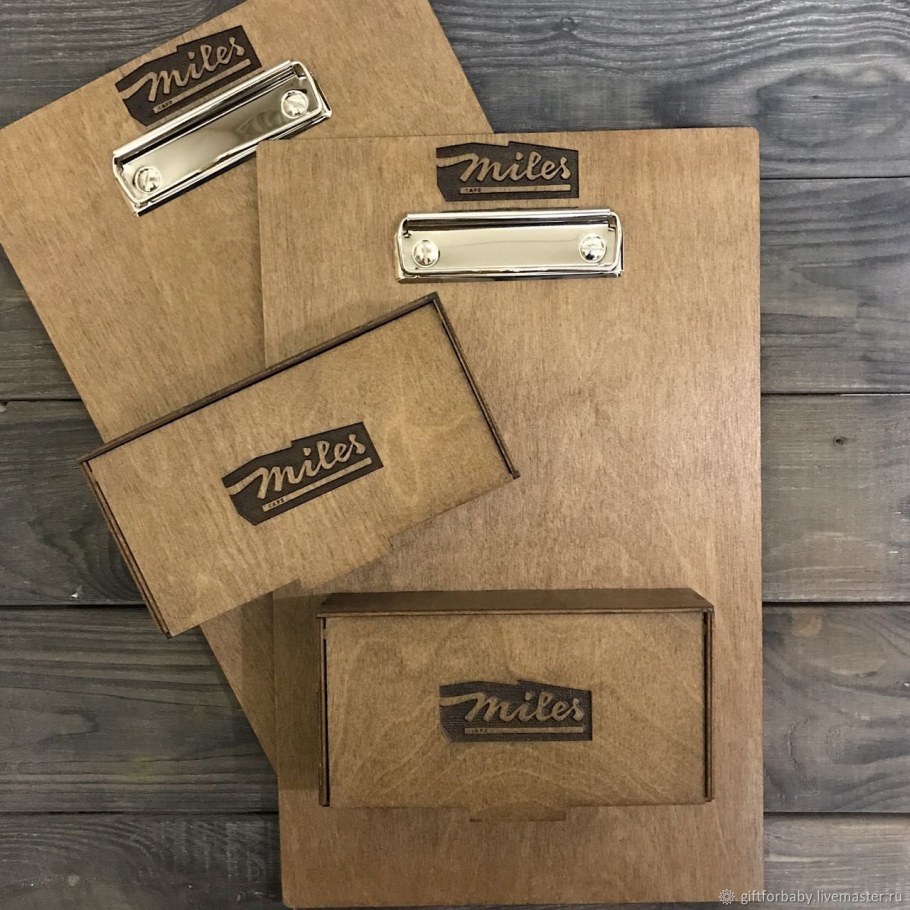 Планшет из дерева для меню без фона