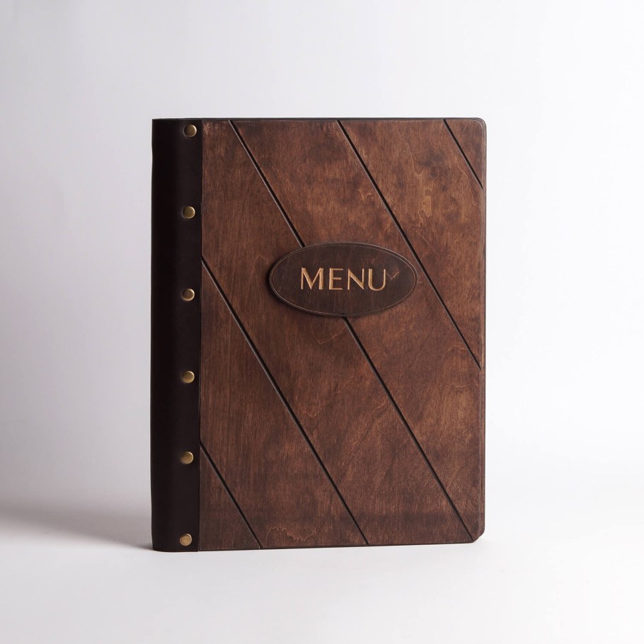 Меню с деревянной обложкой