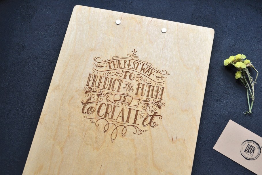 Деревянная подставка для салфеток