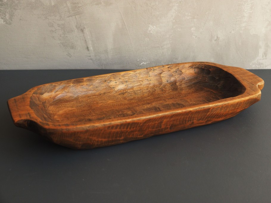 Большое деревянное корыто