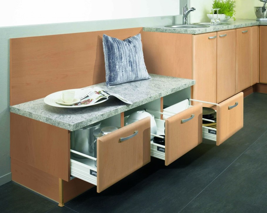 Выдвижной стол Table артикул 642.19.941