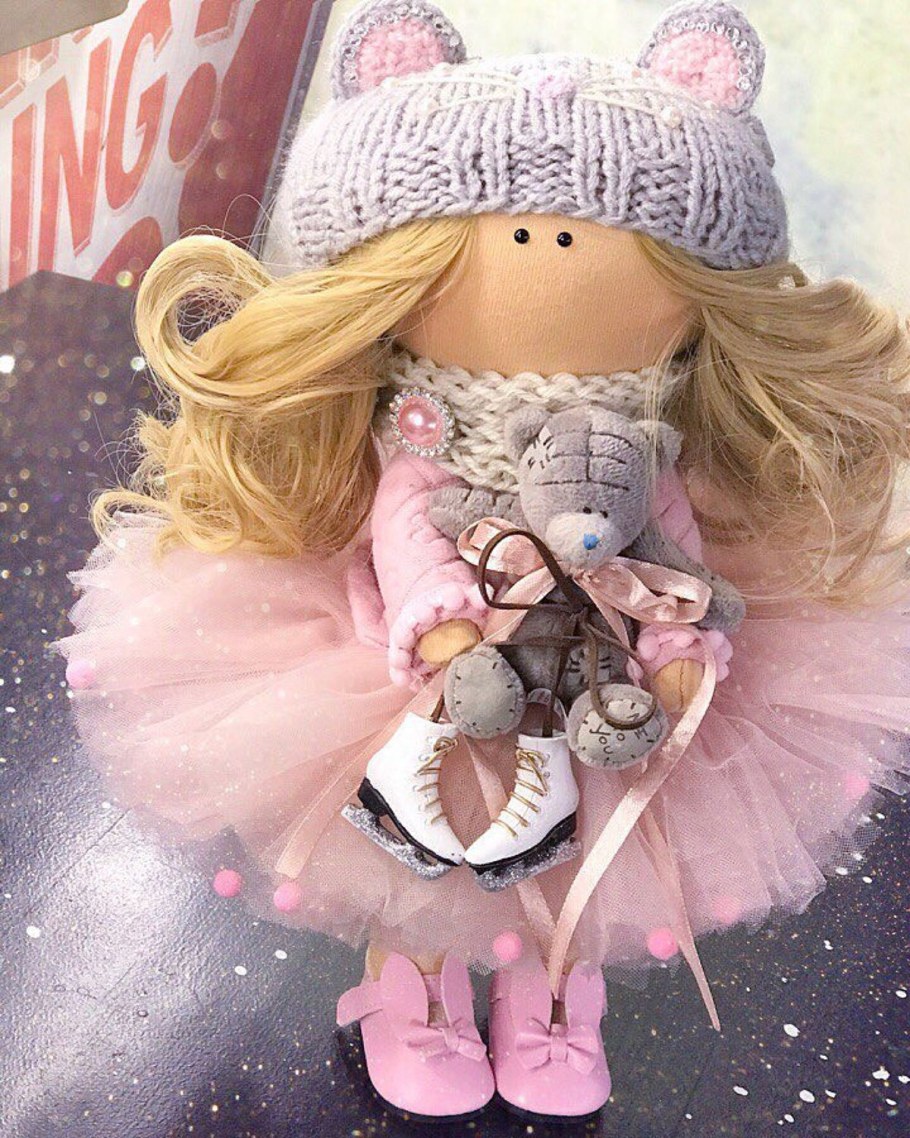 Кукла большеножка в розовых тонах