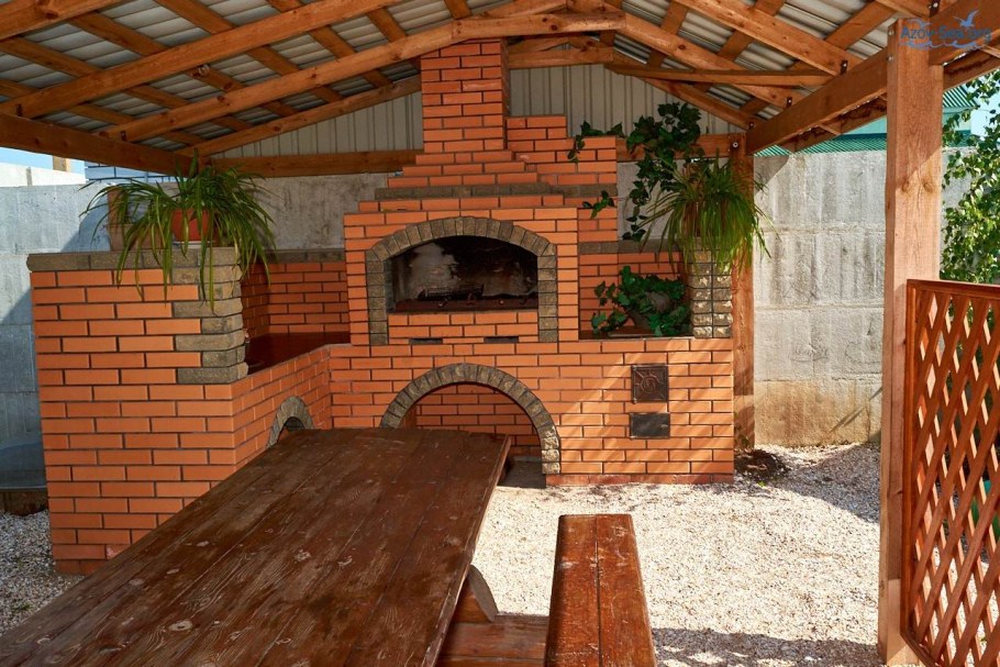 Беседка из Бессер блоков