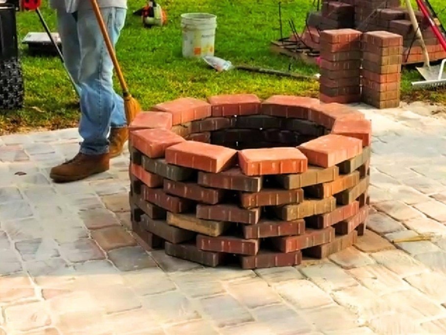 Очаг из кирпича