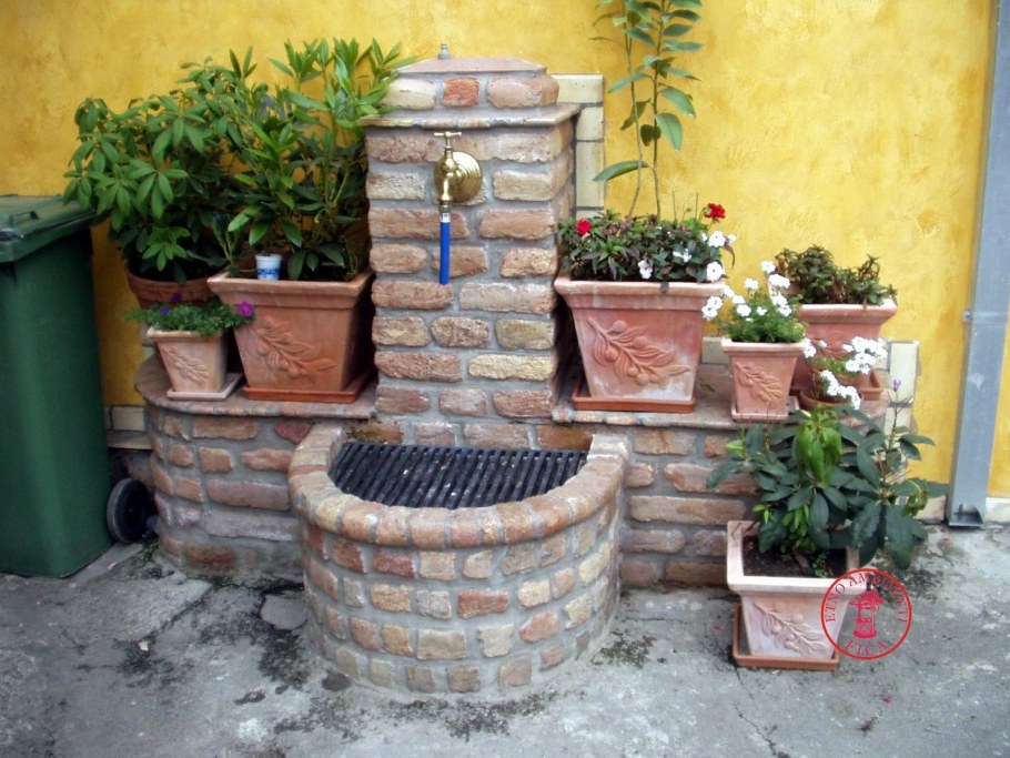 Садовый умывальник песчаник u07568