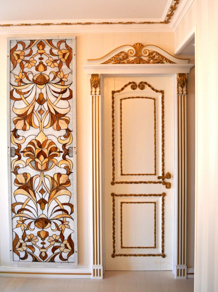 Резные двери