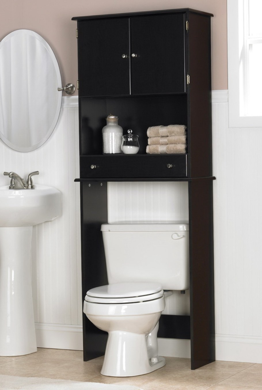 Шкафы в туалетную комнату