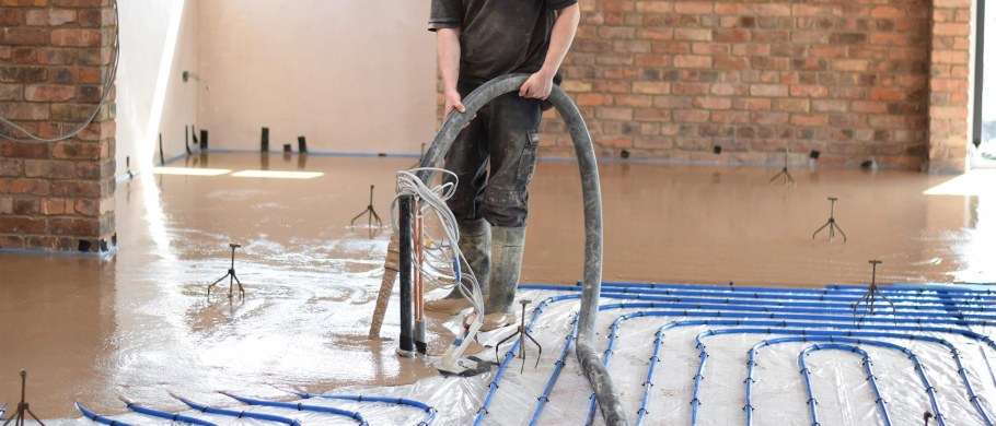 Заливка наливного пола аппарат