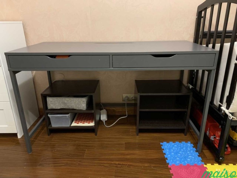 Письменный стол ikea Alex