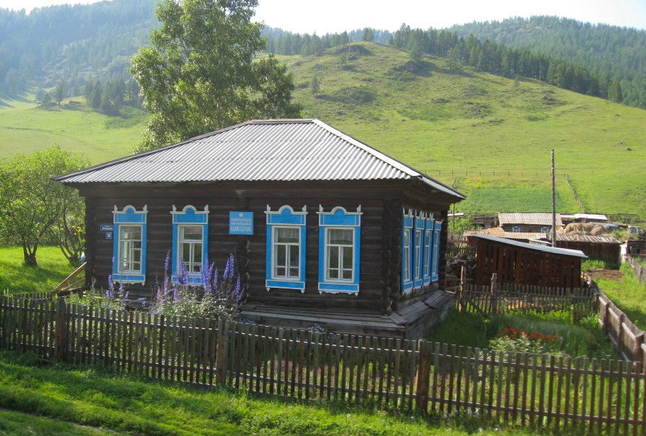 Деревенский дом