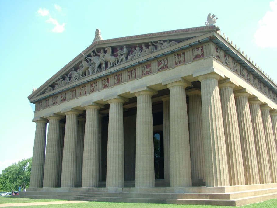 Дорический храм в Греции