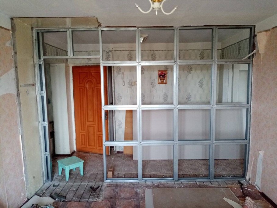 Перегородка из гипсокартона полуарка