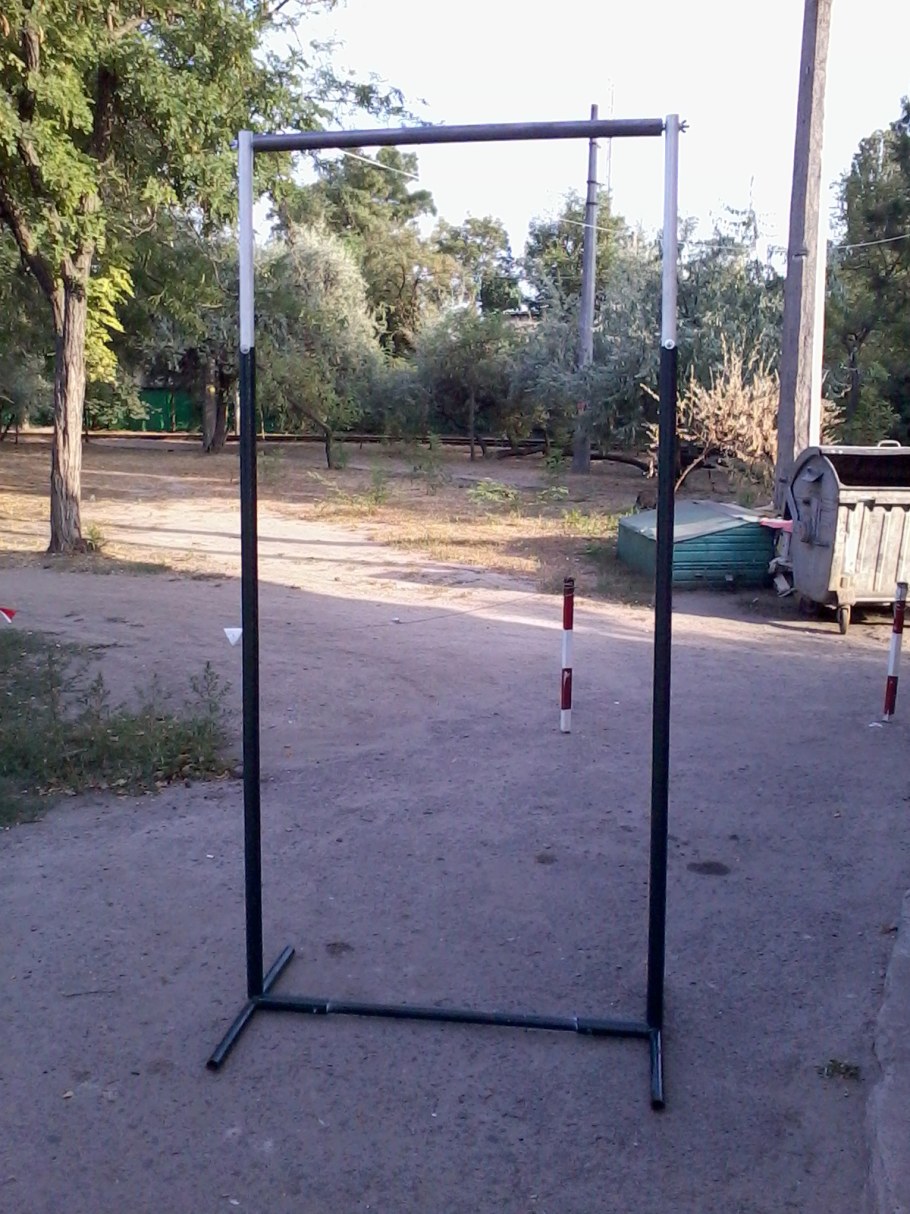 Турник Железный уличный