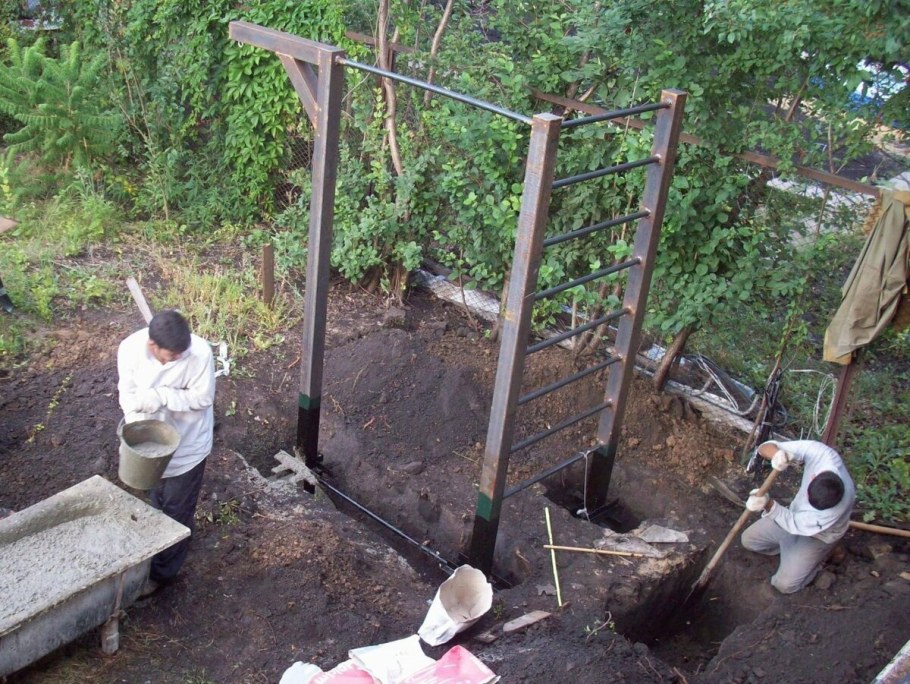 Турник своими руками во дворе