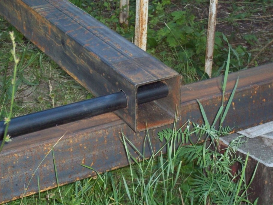 Распорки для столбов