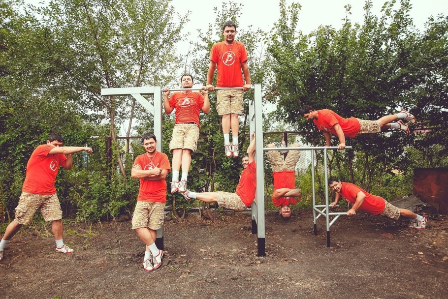 Самодельная спортивная площадка