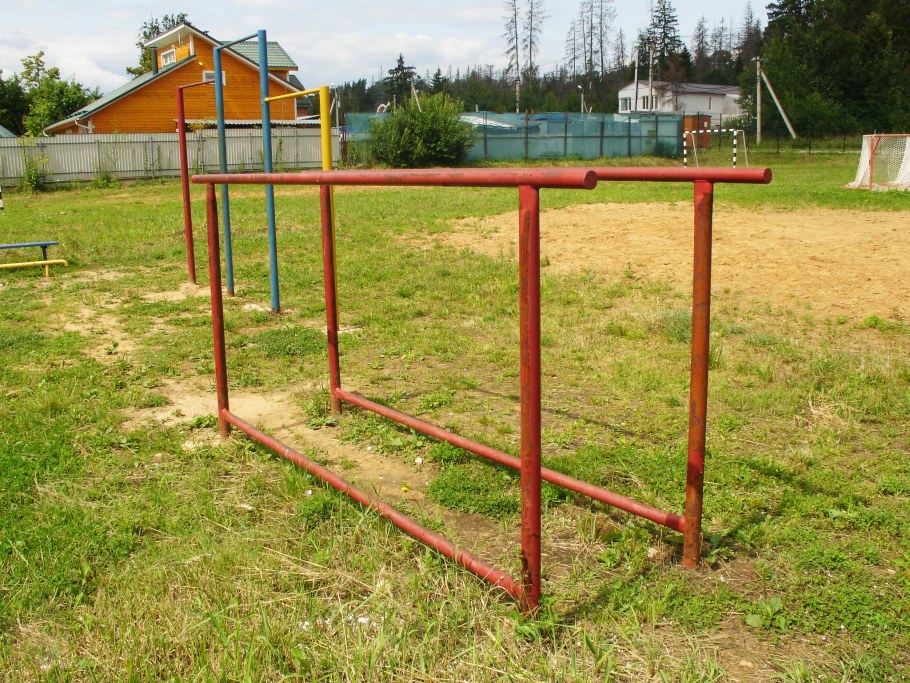 Турник для дачи