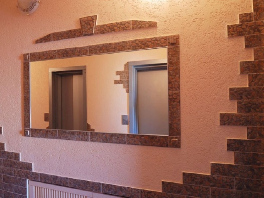 Декоративная штукатурка короед в интерьере