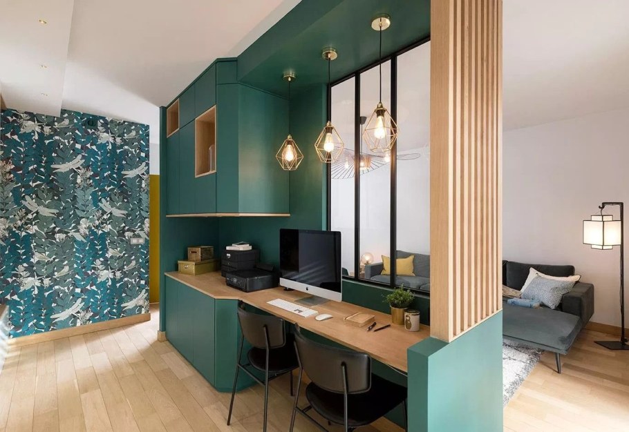 Перегородка с растениями