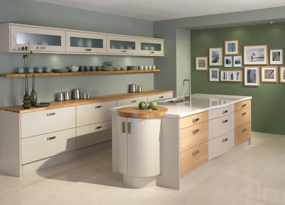 Кухня без верхних фасадов