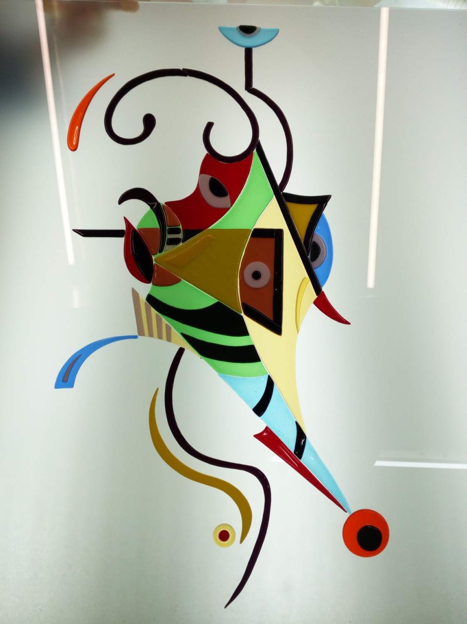 Картины из стекла