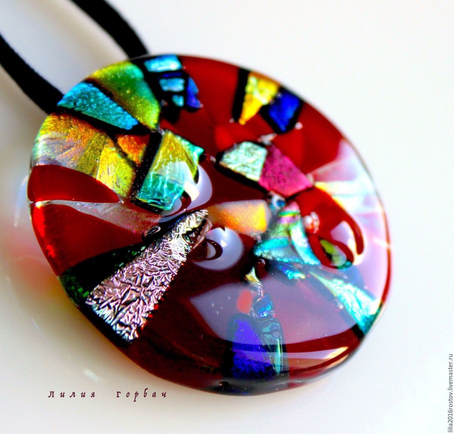 Бижутерия абстракция