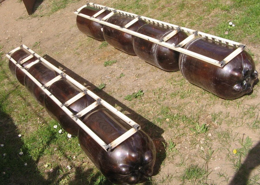 ПЭТ кеги катамаран