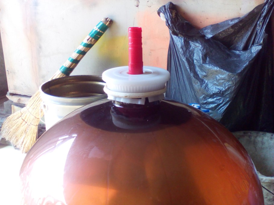 Из пластиковых кег