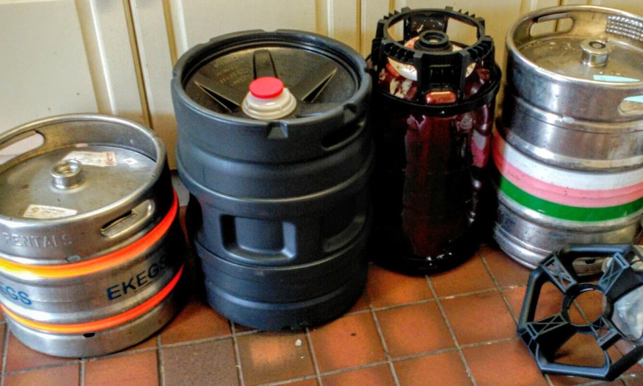 Пиво разливное в бутылках