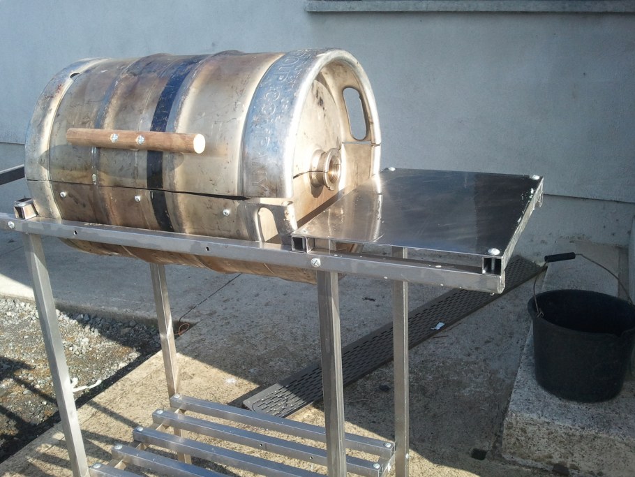 Мангал из пивной кеги 30 литров