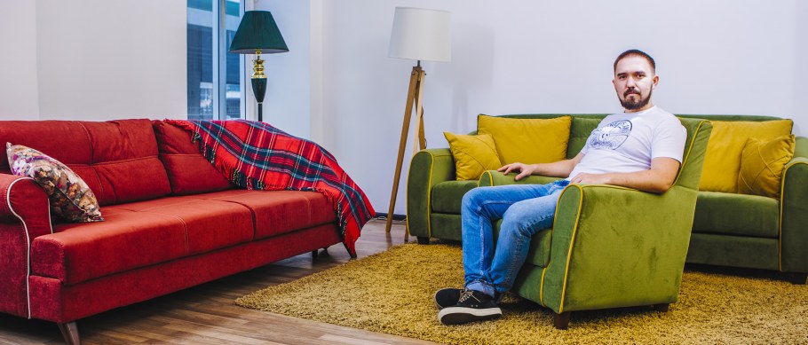 Круглый диван