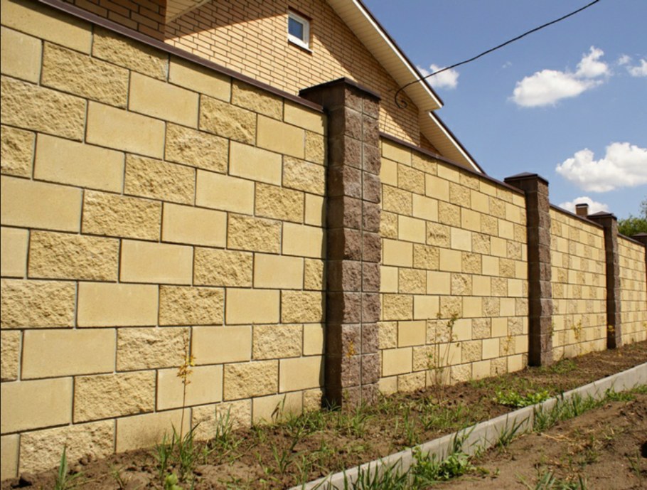 Забор из СКЦ блоков