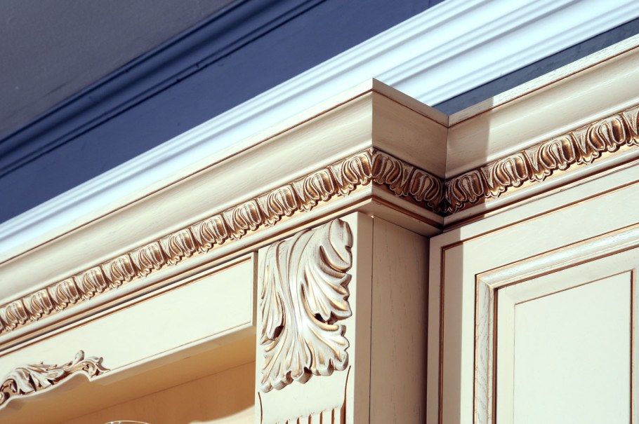 Карниз для кухонного гарнитура