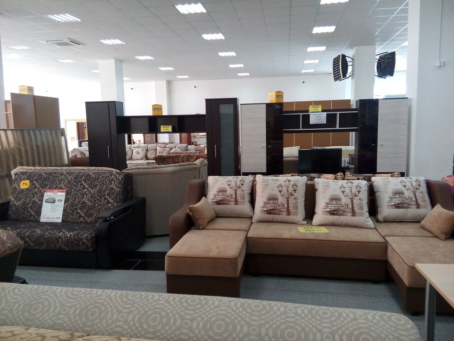 Мебельный салон