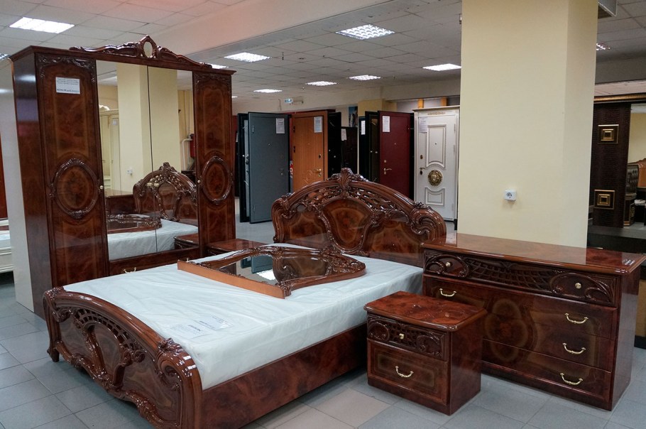 Спальня роза диа мебель орех