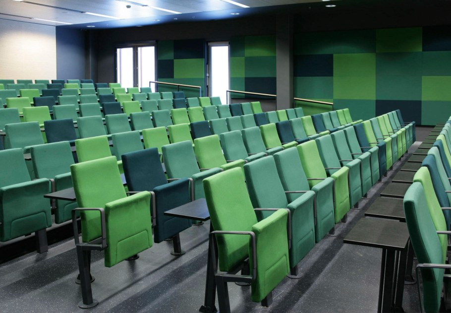 Конференц кресла College – откидные кресла