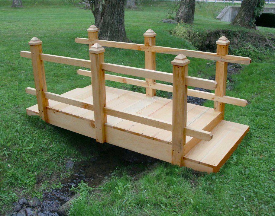 Мостик декоративный для дачи