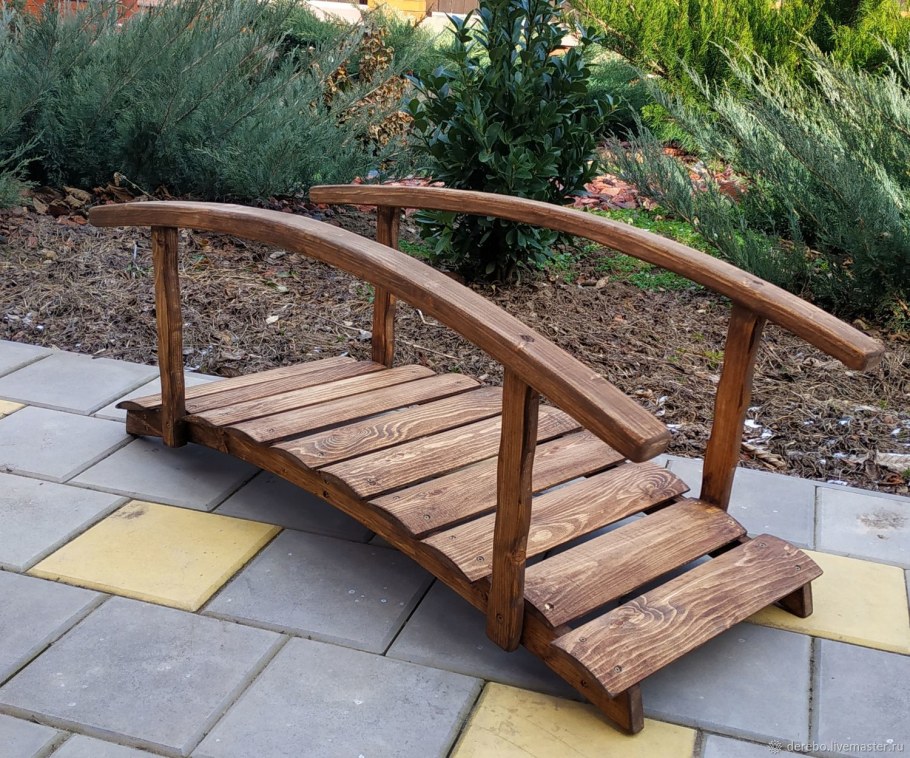 Декоративный мостик