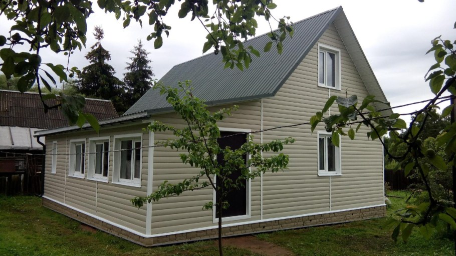 Отделка фасадов дачных домов