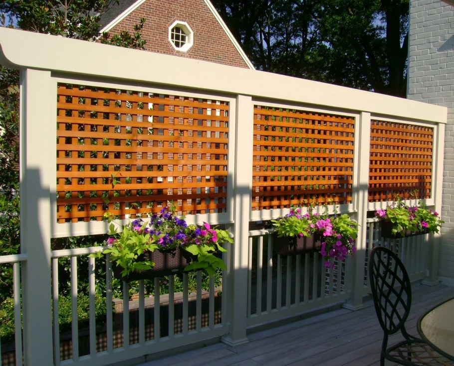 Ограждение из перголы