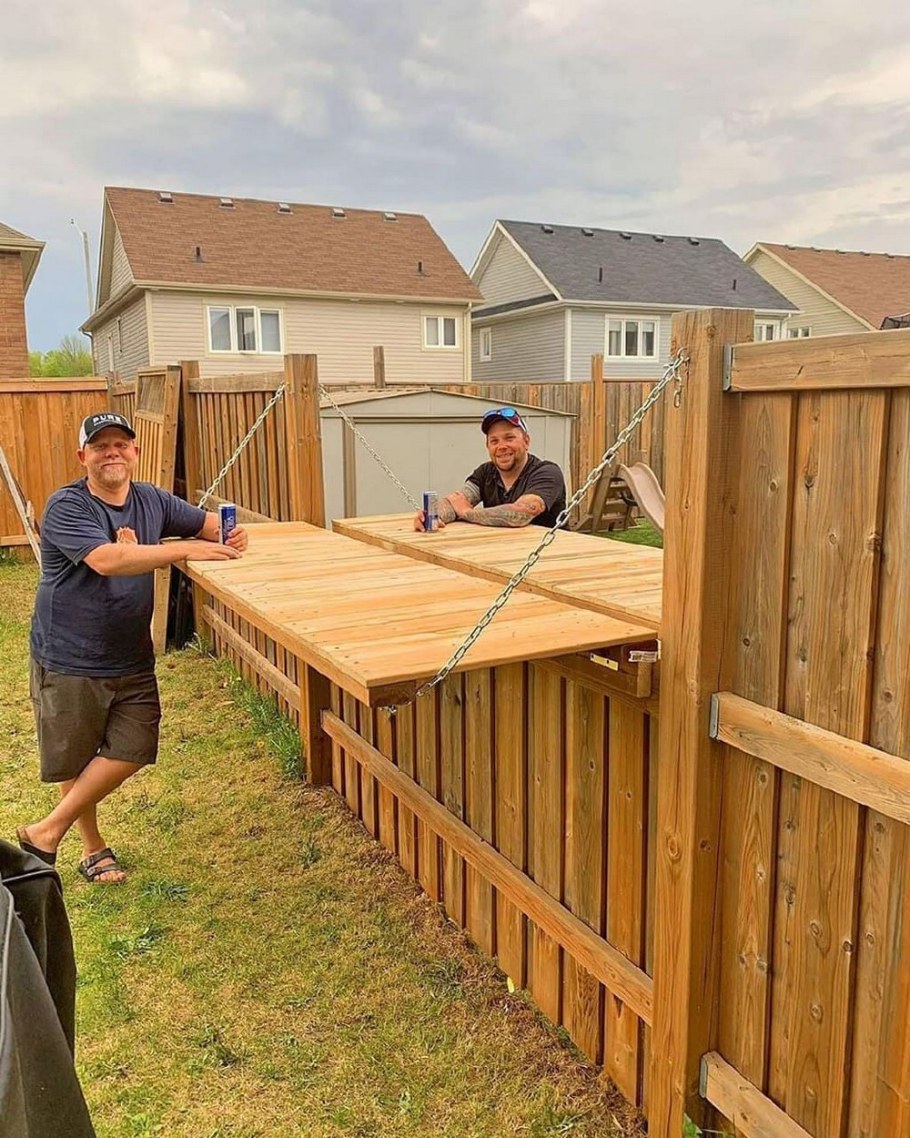 Забор между участками