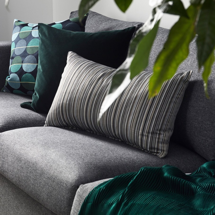 Sanela Санела чехол на подушку, темно-зеленый