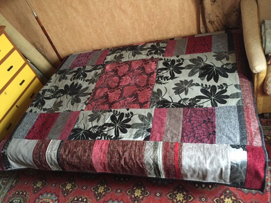 Покрывало из мебельной ткани