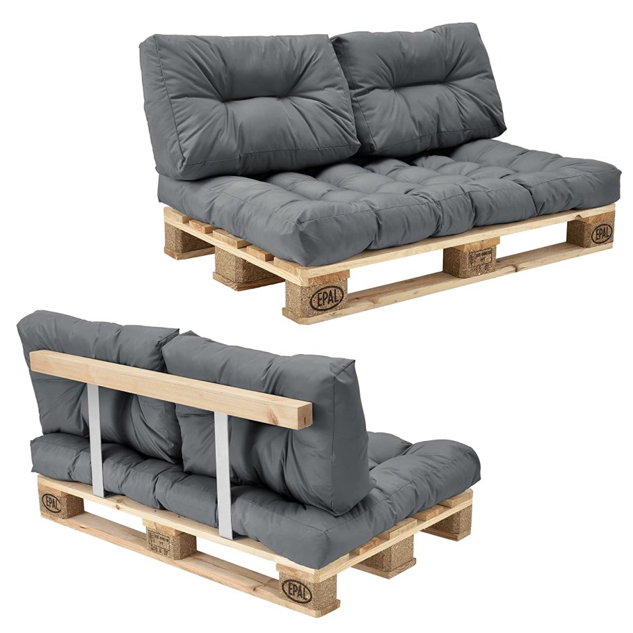 Диван на паллетах