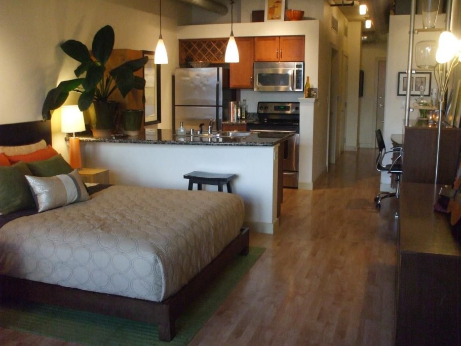 Квартира студия с кроватью