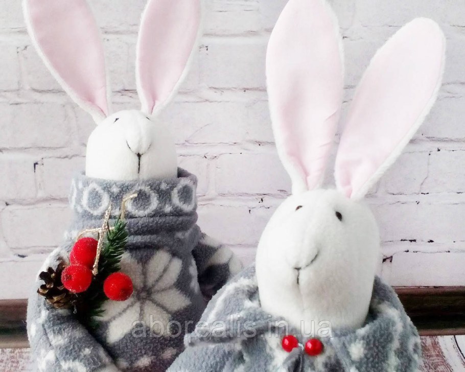 Новогодний кролик для интерьера