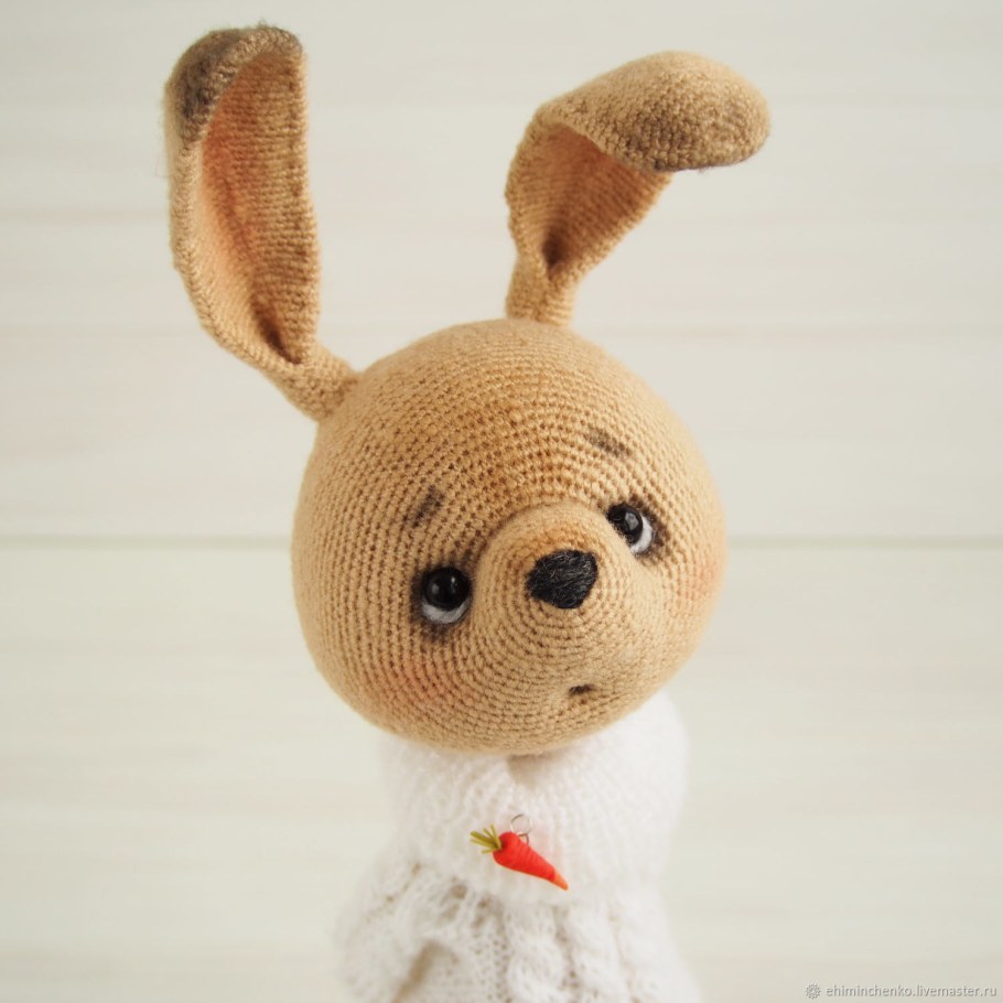 Новогодняя игрушка кролик