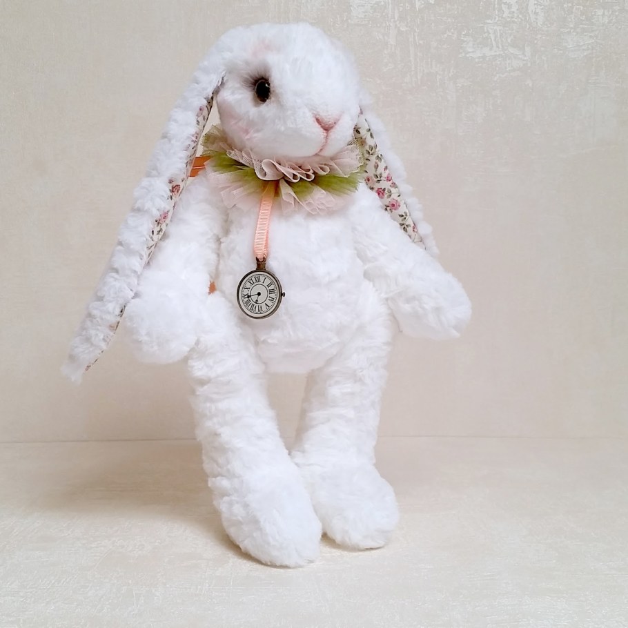 Интерьерная игрушка заяц